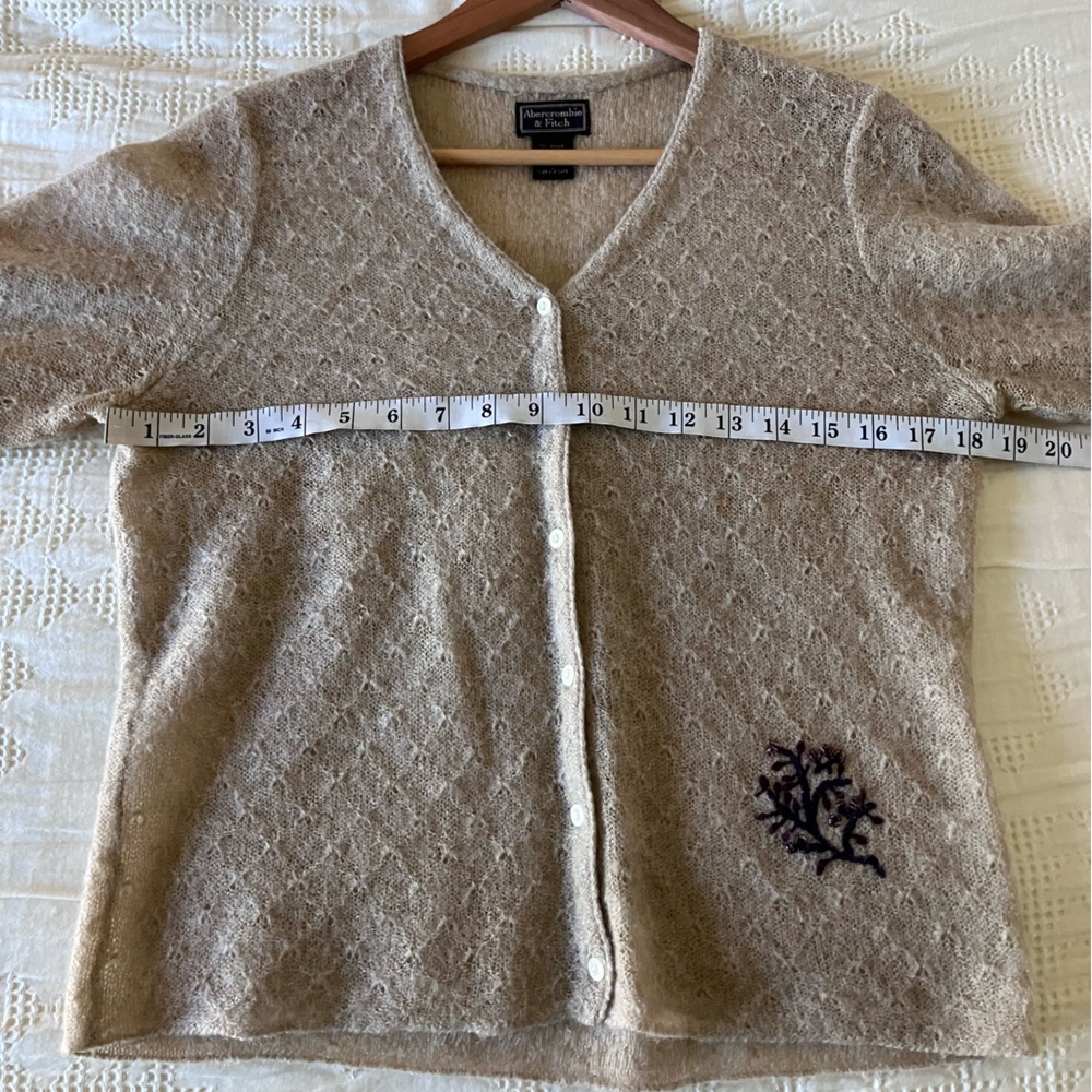 ABERCROMBIE & Fitch Tan Wool Blend Knot Cardigan Sweater Size L (Like a S-M) - Picture 7 of 11